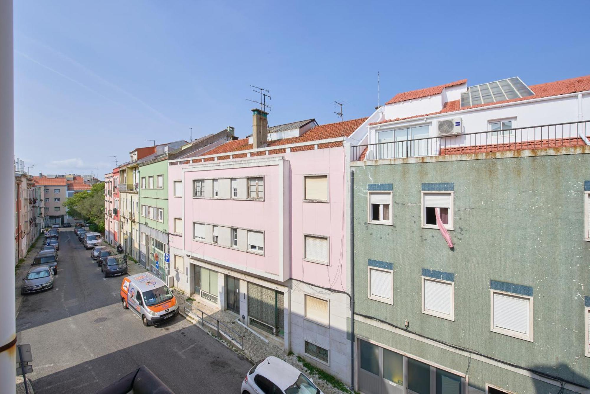 Elegant 3-bedroom With Tejo River View In Alameda *