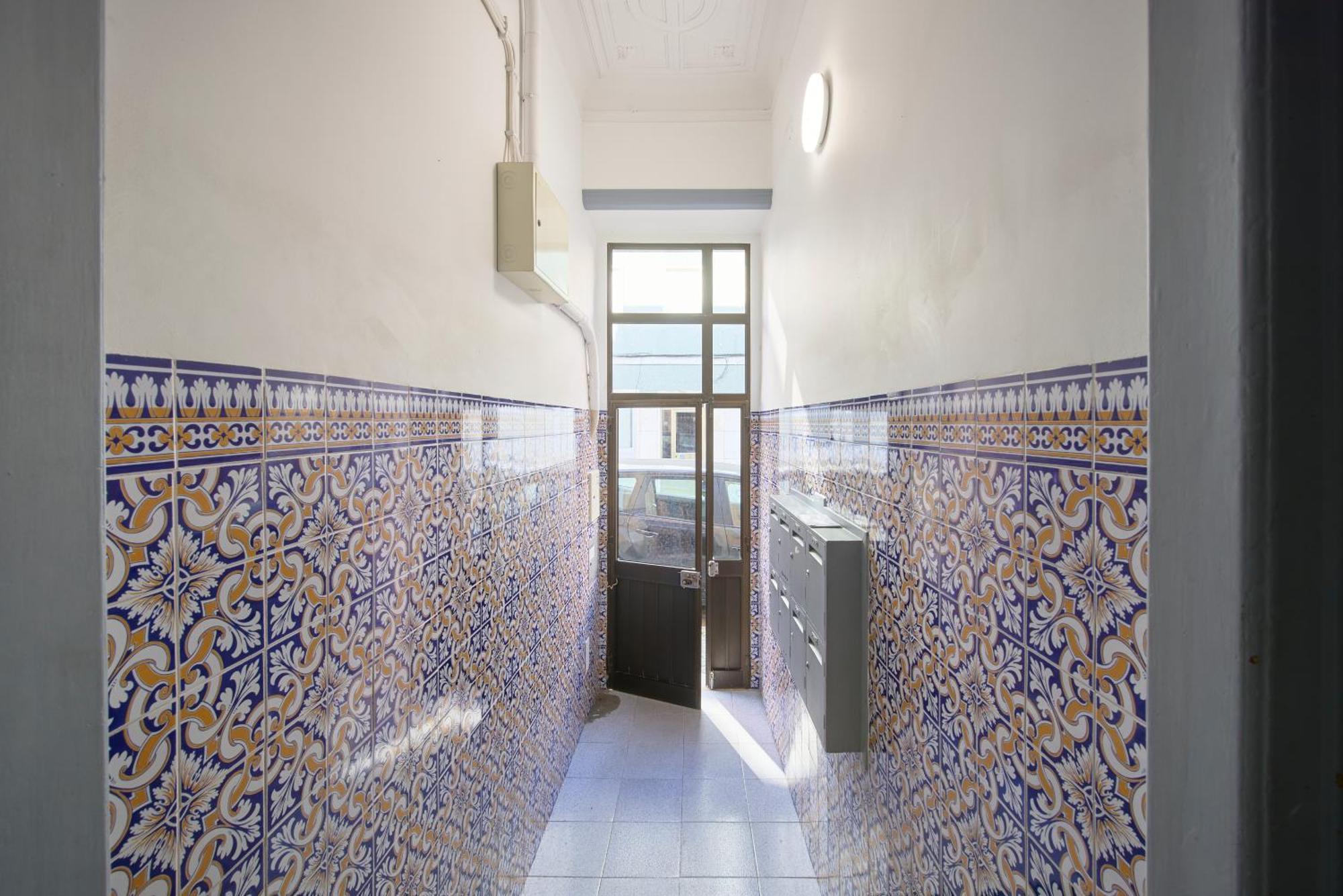 Elegant 3-bedroom With Tejo River View In Alameda Lissabon