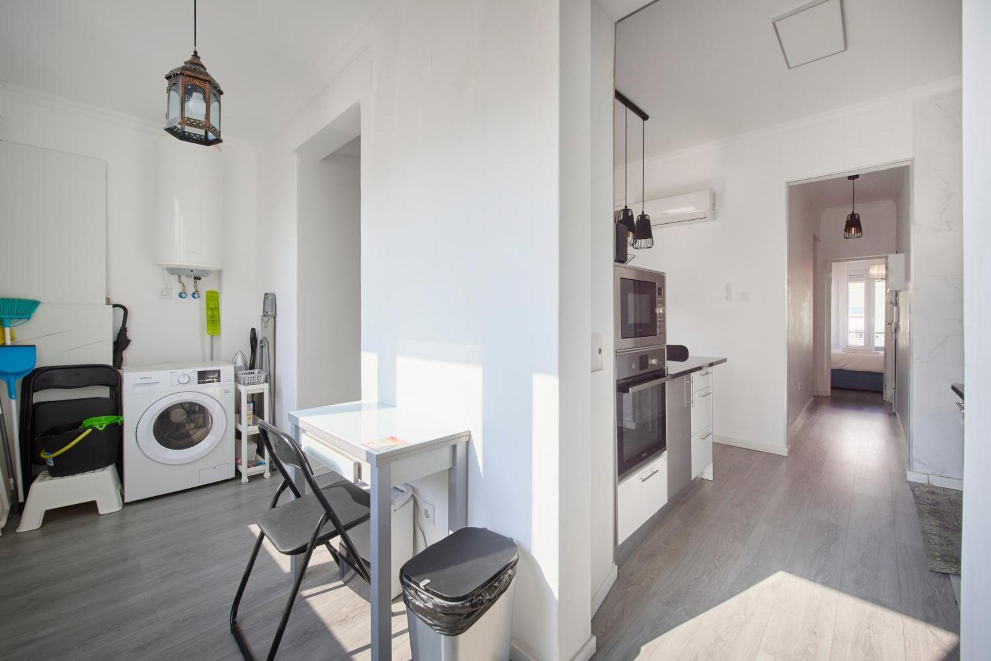 Apartment Elegant 3-bedroom With Tejo River View In Alameda