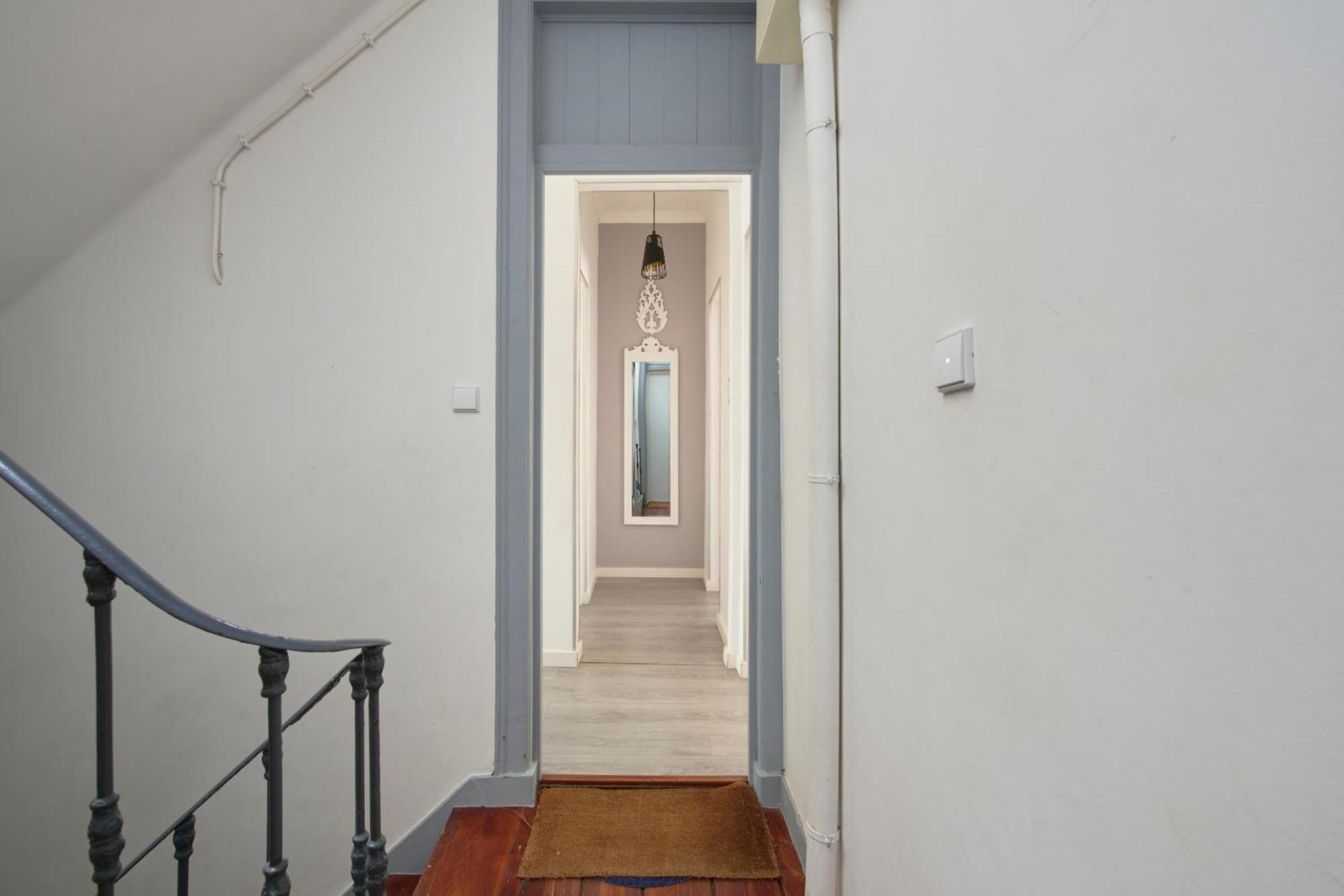 Elegant 3-bedroom With Tejo River View In Alameda *