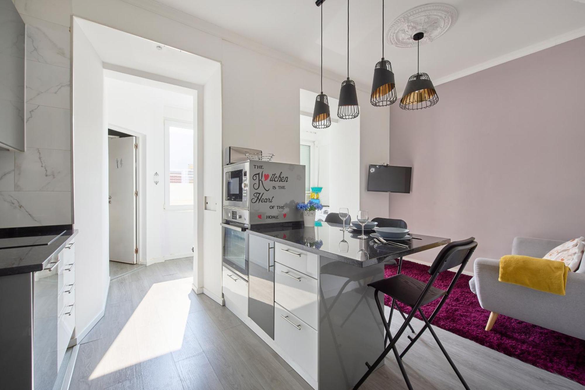 Elegant 3-bedroom With Tejo River View In Alameda Apartment Lissabon